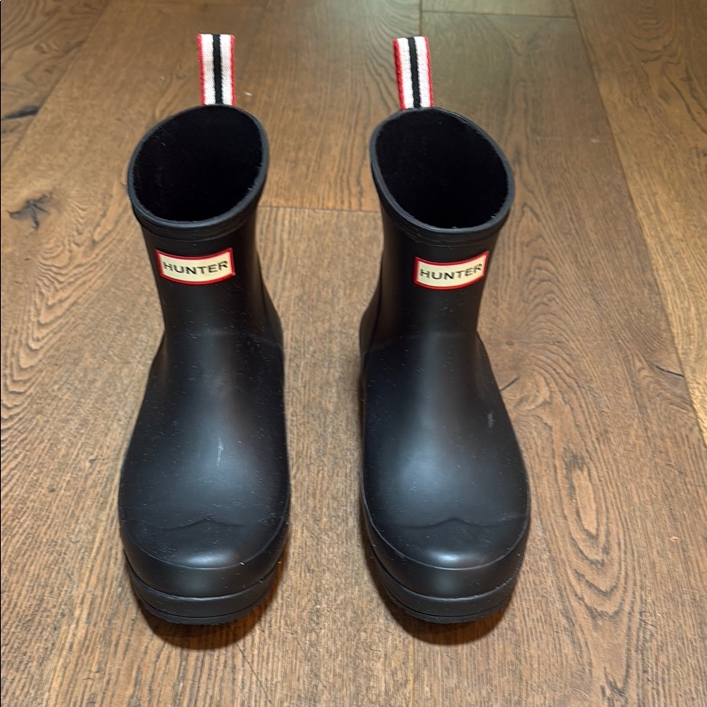 Hunter Black Waterproof Chelsea Boots  size us 9